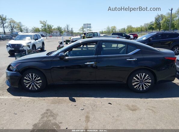 1N4BL4DV2SN335303 2025 NISSAN ALTIMA Black Widok wnętrza 360 stopni