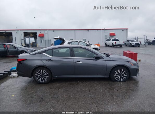 1N4BL4DV3RN351505 2024 NISSAN ALTIMA Gray Vista interior trasera