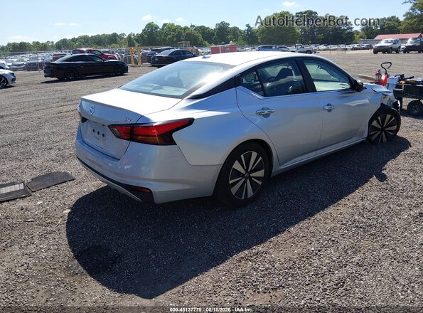1N4BL4DV4NN339230 2022 NISSAN ALTIMA Silver უკანა მარჯვენა