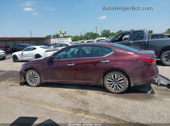 1N4BL4DV5RN331482 2024 NISSAN ALTIMA Burgundy Widok wnętrza 360 stopni