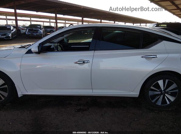 1N4BL4DV6KC112211 2019 NISSAN ALTIMA White სალონის 360-გრადუსიანი ხედი