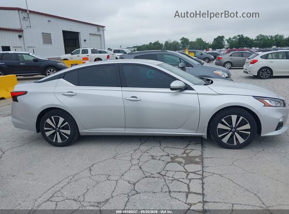 1N4BL4DV6KC113309 2019 NISSAN ALTIMA Silver Вид задньої частини салону