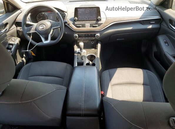 1N4BL4DV6RN304727 2024 NISSAN ALTIMA Silver Widok deski rozdzielczej