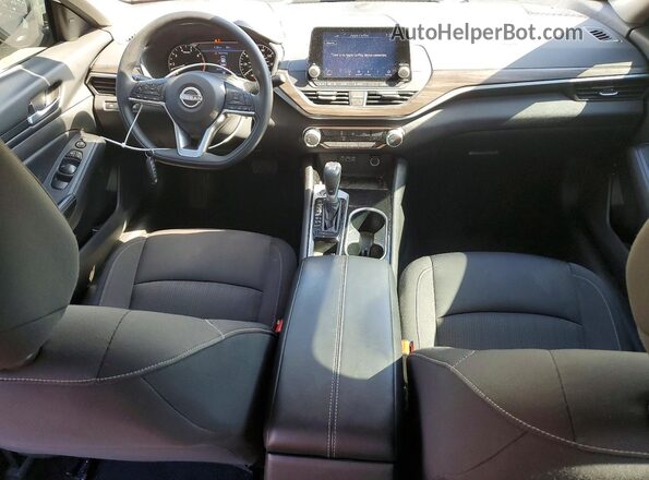 1N4BL4DV6RN415472 2024 NISSAN ALTIMA White 