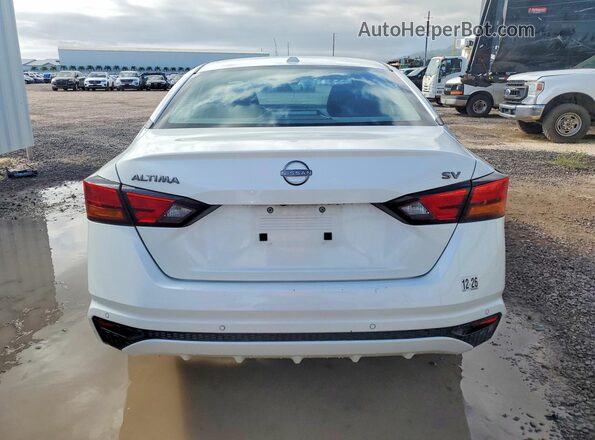 1N4BL4DV7RN433348 2024 NISSAN ALTIMA White უკანა ხედი