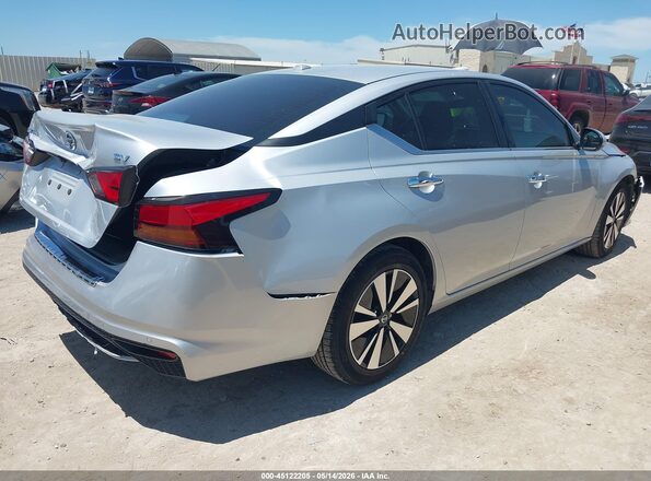 1N4BL4DV8NN328778 2022 NISSAN ALTIMA Silver Задня права чверть