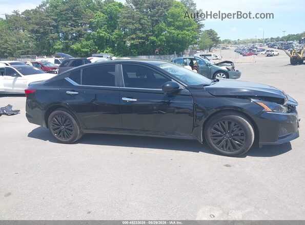 1N4BL4DV9SN339896 2025 NISSAN ALTIMA Black Սալոնի հետևի տեսք