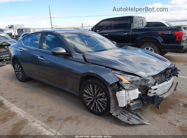 1N4BL4DVXPN358335 2023 NISSAN ALTIMA Gray 360 interior view