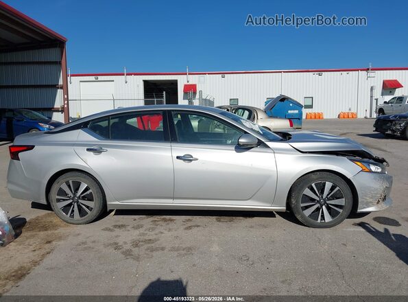 1N4BL4EV0LC208111 2020 NISSAN ALTIMA Серый Вид задней части салона