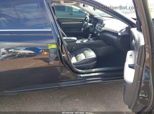 1N4BL4EV2KC213700 2019 NISSAN ALTIMA Черный Вид салона спереди