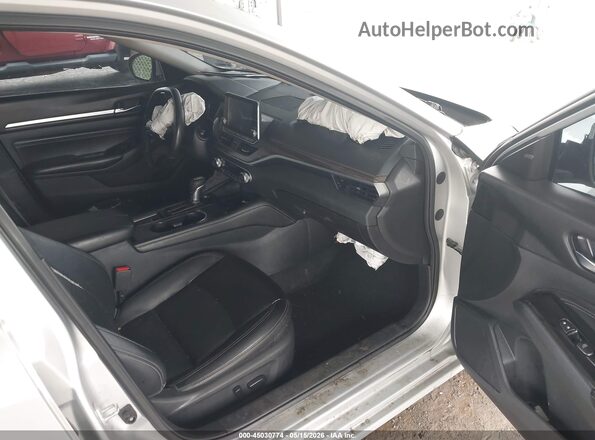 1N4BL4EV7LC153544 2020 NISSAN ALTIMA Silver Вид салону спереду