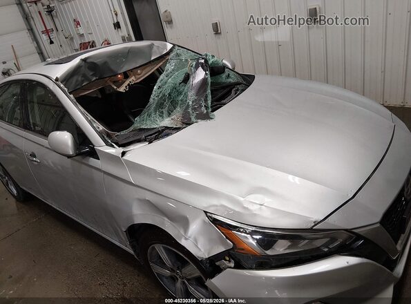 1N4BL4EW5KC178658 2019 NISSAN ALTIMA Silver Widok z przodu