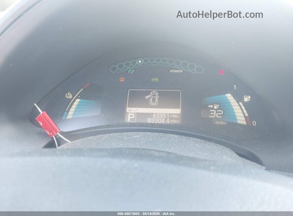 1N4BZ0CP6HC306496 2017 NISSAN LEAF White Вид задньої частини салону