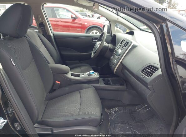 1N4BZ0CP8HC304295 2017 NISSAN LEAF Black წინა სალონის ხედი