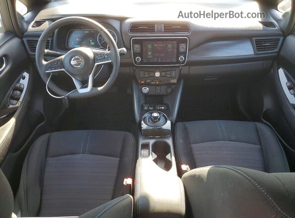 1N4BZ1CP5LC310117 2020 NISSAN LEAF Silver Առջևի վահանակի տեսք