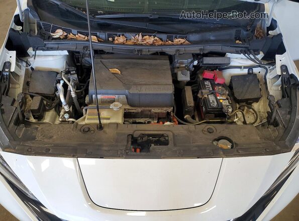 1N4BZ1DP9LC300317 2020 NISSAN LEAF White Engine compartment view