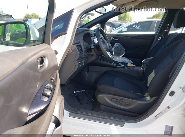 1N4CZ1CV0SC557336 2025 NISSAN LEAF White Front interior view