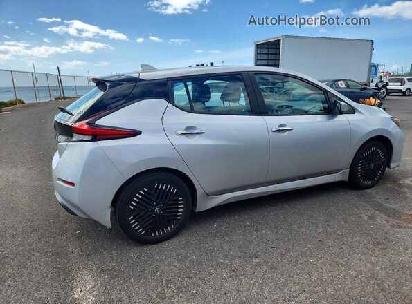 1N4CZ1CV3SC557606 2025 NISSAN LEAF Silver Հետևի աջ