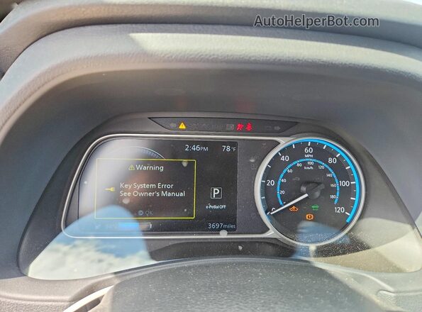 1N4CZ1CV3SC557606 2025 NISSAN LEAF Silver Սարքավորումների վահանակի տեսք