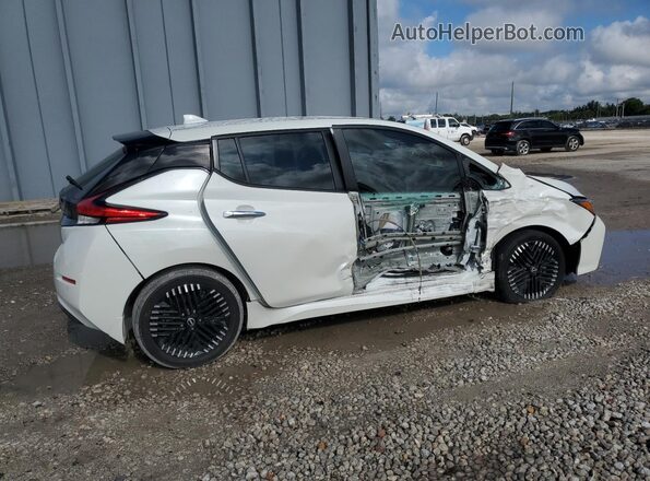 1N4CZ1CV4RC551937 2024 NISSAN LEAF Белый Задняя правая четверть
