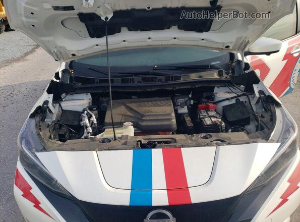 1N4CZ1CV4SC558425 2025 NISSAN LEAF White ძრავის განყოფილების ხედი