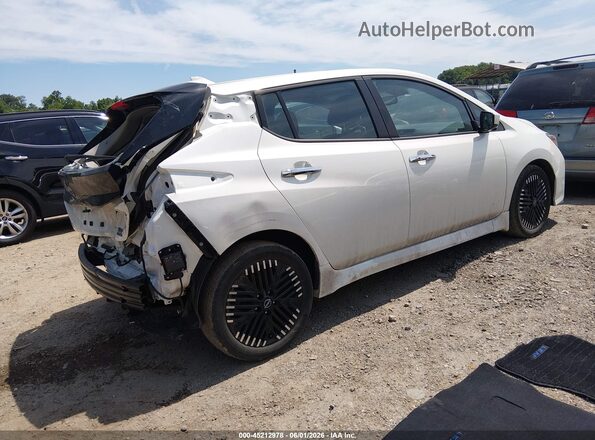 1N4CZ1CV6PC560944 2023 NISSAN LEAF Белый 