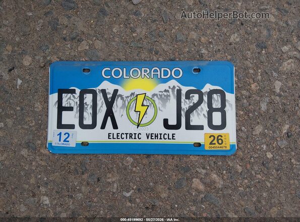 1N4CZ1CV8SC558038 2025 NISSAN LEAF Черный 