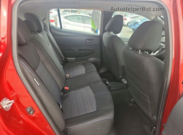 1N4CZ1CV8SC561361 2025 NISSAN LEAF Red 
