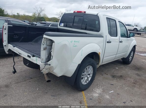 1N6AD0EV1HN764528 2017 NISSAN FRONTIER Белый Задняя правая четверть