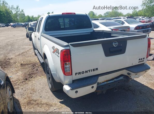 1N6AD0FV9JN723259 2018 NISSAN FRONTIER White Задня ліва чверть