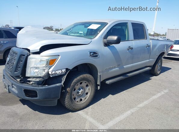 1N6BA1F36HN549534 2017 NISSAN TITAN XD Silver Przód lewy