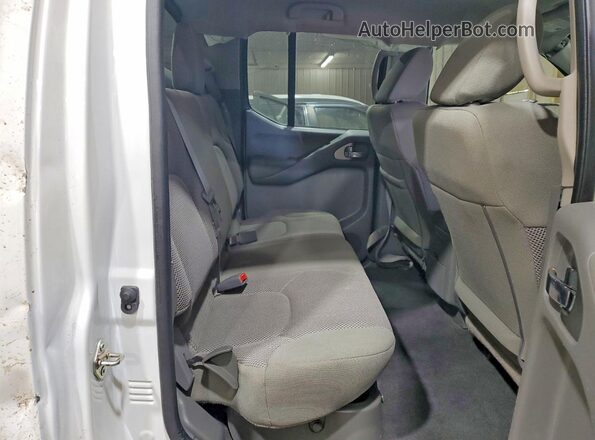 1N6ED0EB4LN716747 2020 NISSAN FRONTIER White Հետևի նստատեղերի տեսք