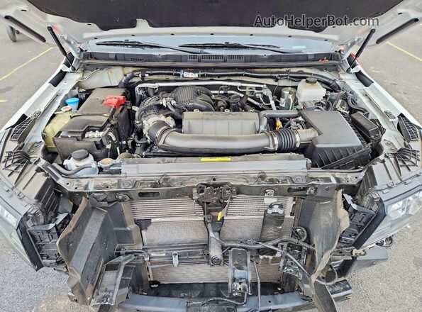 1N6ED1CL1RN656159 2024 NISSAN FRONTIER White Rear interior view