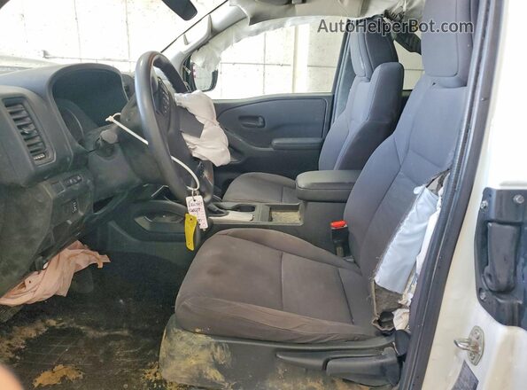 1N6ED1CL6RN660093 2024 NISSAN FRONTIER Белый Вид салона спереди