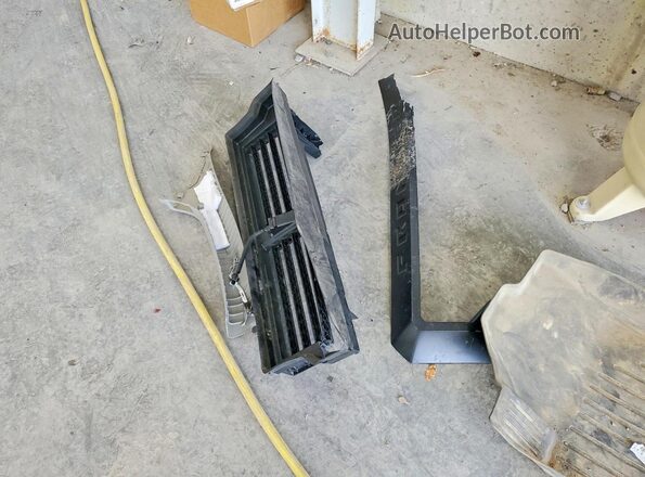 1N6ED1CL6RN660093 2024 NISSAN FRONTIER Белый Вид подкапотного пространства