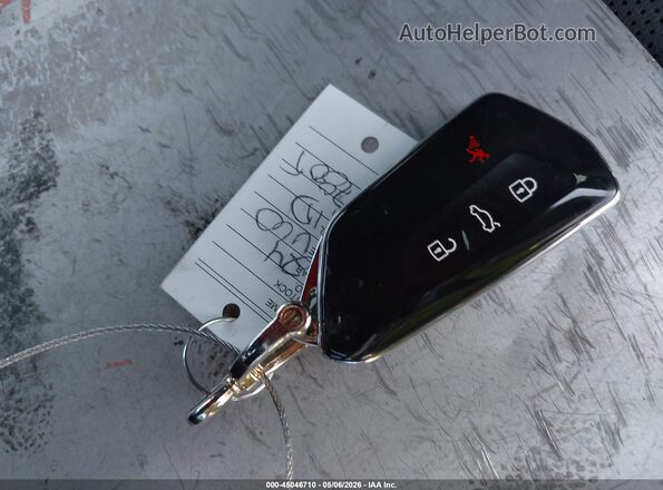 1V25MPE84RC007805 2024 VOLKSWAGEN ID.4 White Առջևի վահանակի տեսք