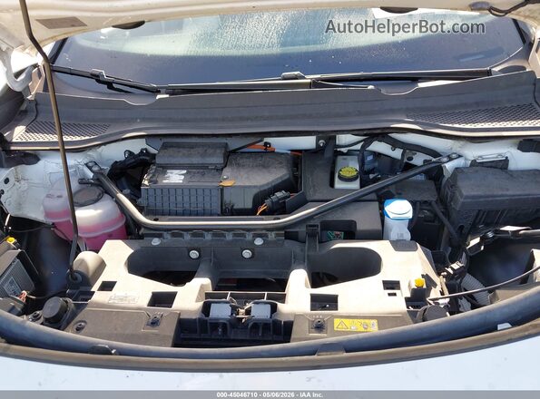 1V25MPE84RC007805 2024 VOLKSWAGEN ID.4 White Հետևի տեսք