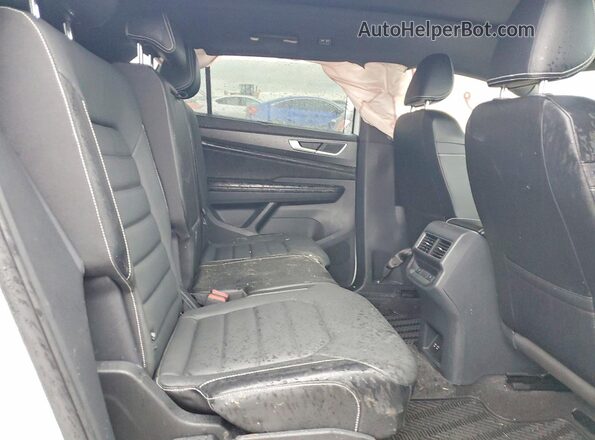 1V2AE2CAXRC210699 2024 VOLKSWAGEN ATLAS White 