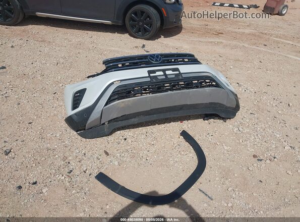1V2BE2CA1PC218255 2023 VOLKSWAGEN ATLAS White Սարքավորումների վահանակի տեսք