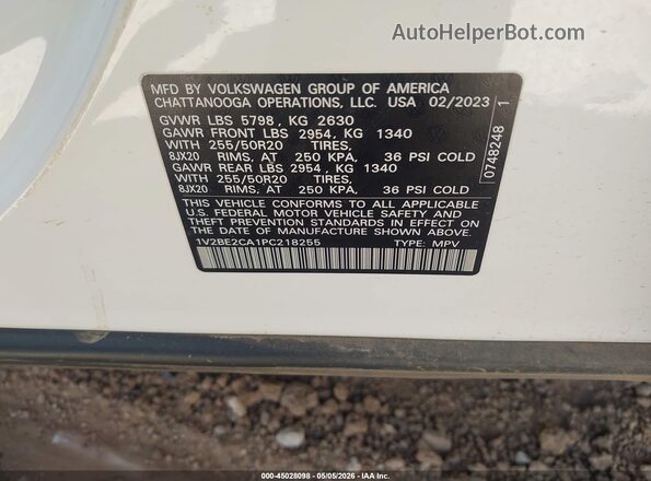 1V2BE2CA1PC218255 2023 VOLKSWAGEN ATLAS White Շարժիչի բաժամունքի տեսք