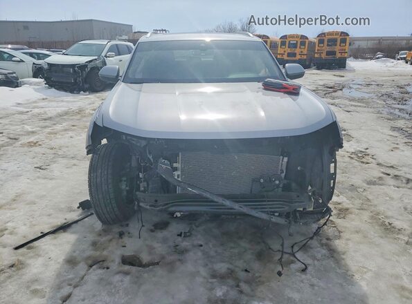 1V2BE2CA2RC244222 2024 VOLKSWAGEN ATLAS Серебряный Вид спереди