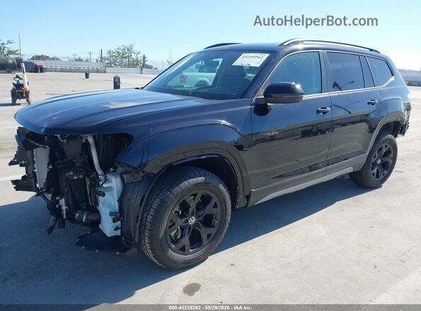 1V2CR2CA1SC557888 2025 VOLKSWAGEN ATLAS Черный Передняя левая четверть