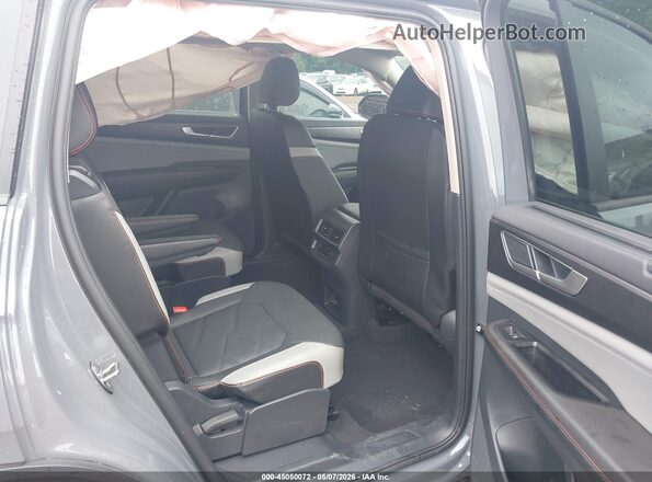 1V2CR2CA2SC502804 2025 VOLKSWAGEN ATLAS Gray Vista de la etiqueta del VIN