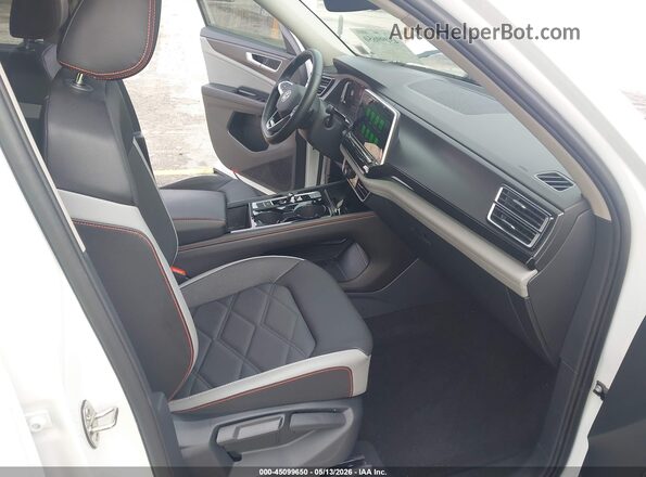 1V2CR2CA2SC541490 2025 VOLKSWAGEN ATLAS White Սալոնի դիմացի տեսք