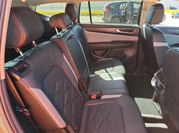 1V2CR2CA9SC521348 2025 VOLKSWAGEN ATLAS Green 