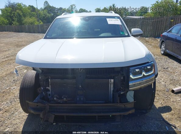 1V2DP2CA4JC598069 2018 VOLKSWAGEN ATLAS White Vista interior trasera