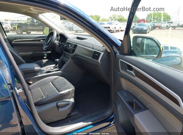 1V2DP2CAXMC583449 2021 VOLKSWAGEN ATLAS Синий Вид салона спереди