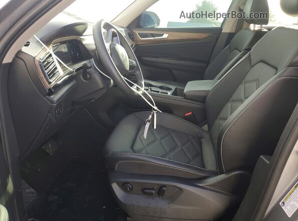1V2DR2CA8RC509075 2024 VOLKSWAGEN ATLAS Silver Вид салону спереду