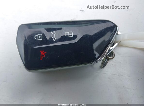 1V2DSPE8XSC004818 2025 VOLKSWAGEN ID.4 Белый Вид панели приборов