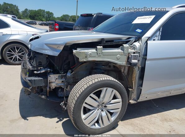 1V2ER2CA4KC503879 2019 VOLKSWAGEN ATLAS Silver Front view
